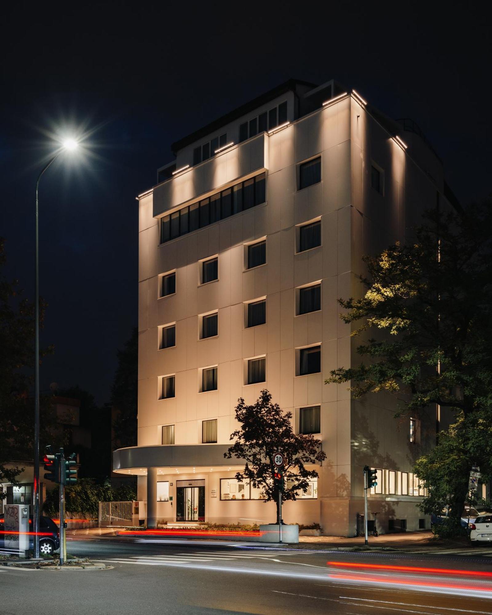 Hotel Morfeo Milan Exterior photo