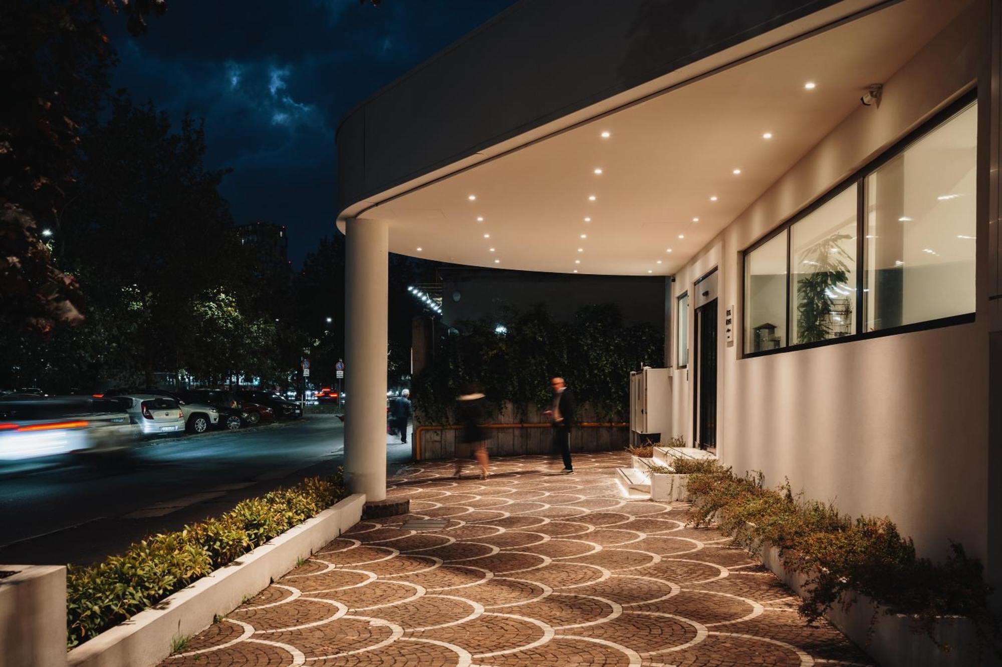 Hotel Morfeo Milan Exterior photo